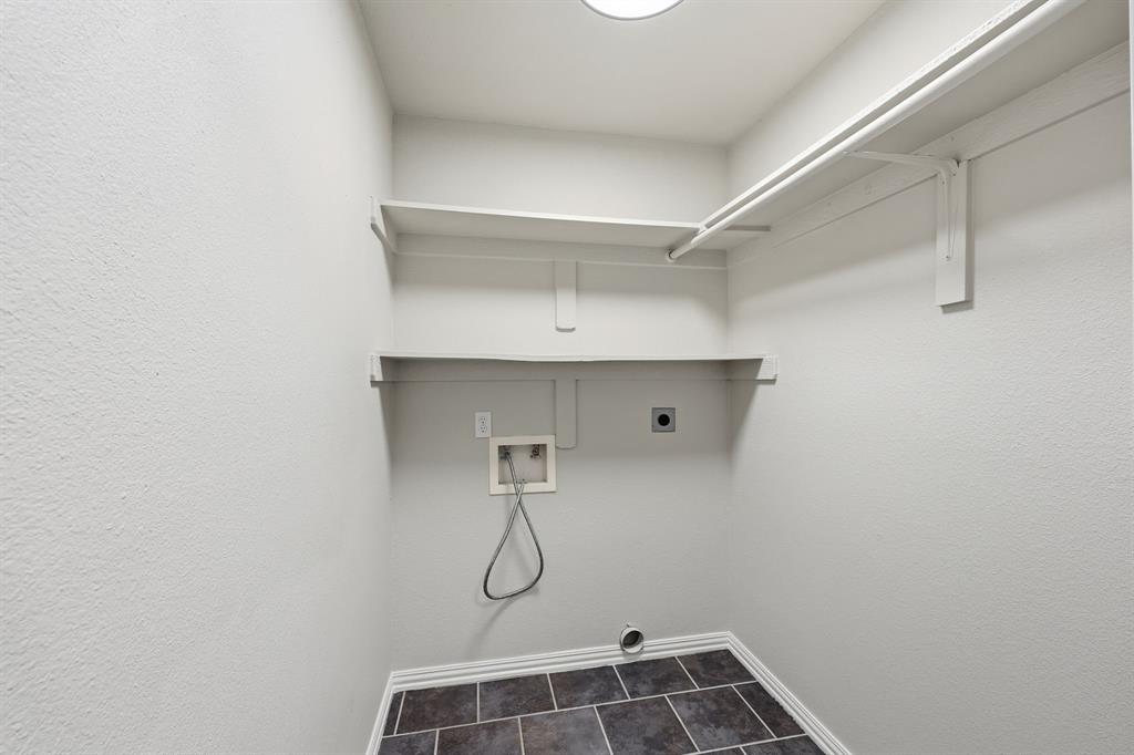 8875 Fm 2450 Sanger, TX 76266 - Photo 25 of 28