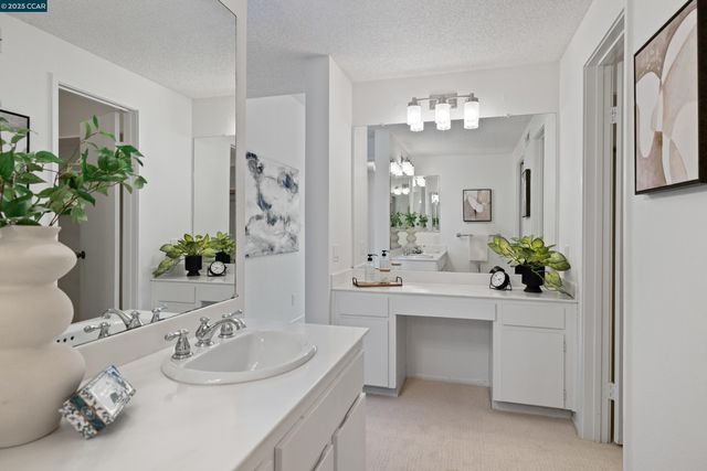 $875,000 | 3318 Ptarmigan Drive, Unit 1B, Walnut Creek, CA 94595