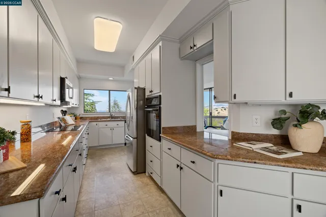 $975,000 | 3318 Ptarmigan Drive, Unit 1B, Walnut Creek, CA 94595