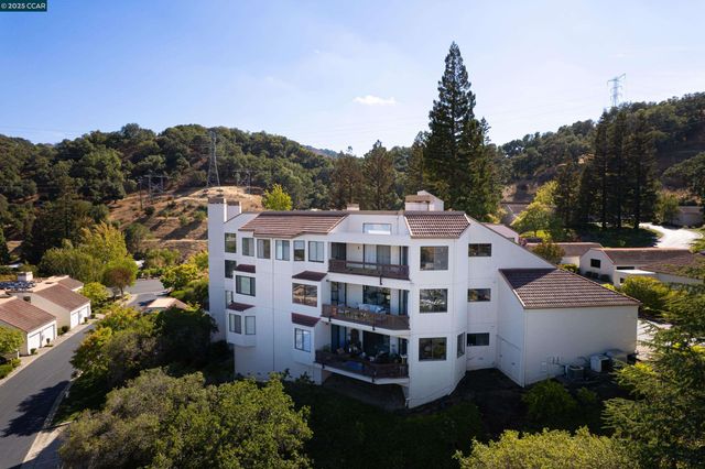 $875,000 | 3318 Ptarmigan Drive, Unit 1B, Walnut Creek, CA 94595