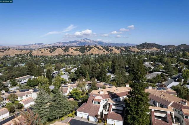 $975,000 | 3318 Ptarmigan Drive, Unit 1B, Walnut Creek, CA 94595