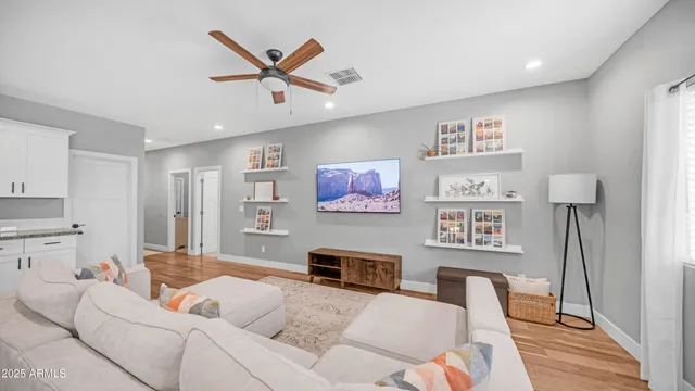 $410,000 | 4931 South 11th Place, Phoenix, AZ 85040