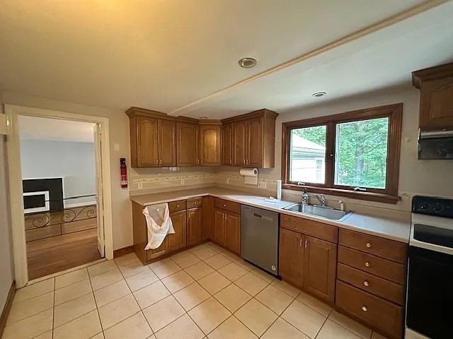 32 Coyne Road, Unit 32 Newton, MA 02468 - Photo 2 of 22