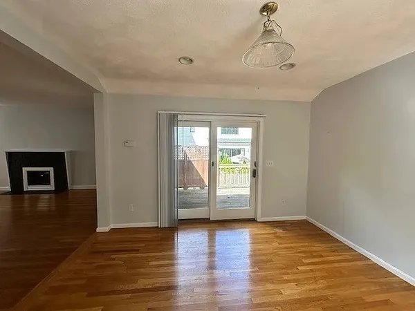 $3,600 | 32 Coyne Road, Unit 32, Newton, MA 02468