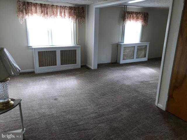 588 Clayton Road Williamstown, NJ 08094 - Photo 14 of 37 Dining and Family Room combo