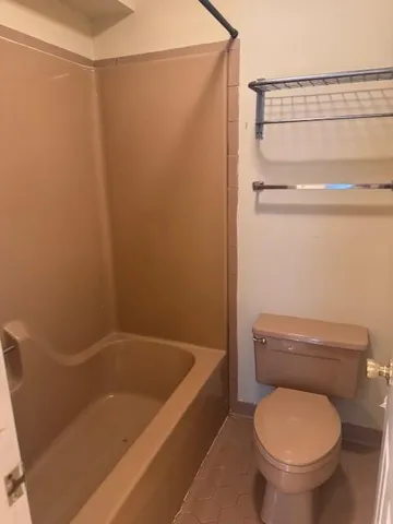 $2,195 | 6323 West End Boulevard, New Orleans, LA 70124