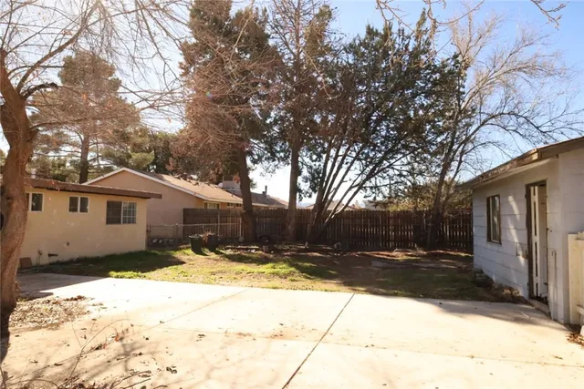$399,900 | 7704 Alston Avenue, Hesperia, CA 92345