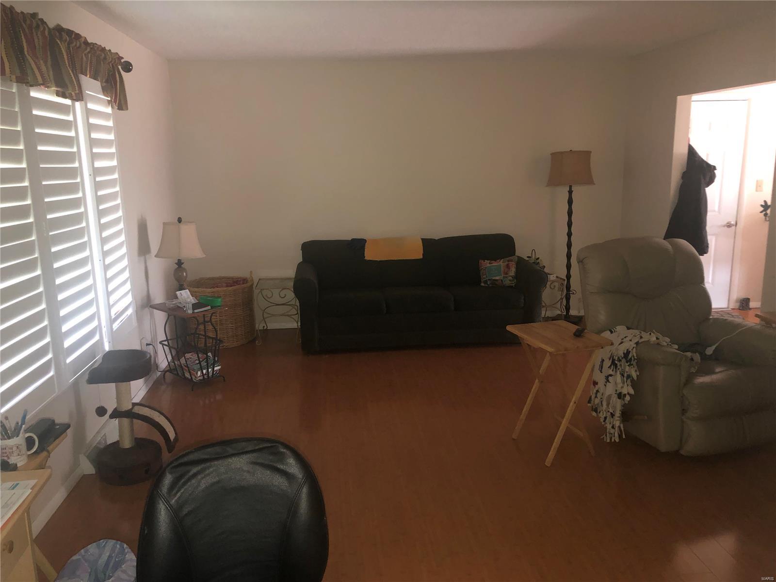 814 Kimball Road Hillsboro, IL 62049 - Photo 18 of 35 Gallery Image 18