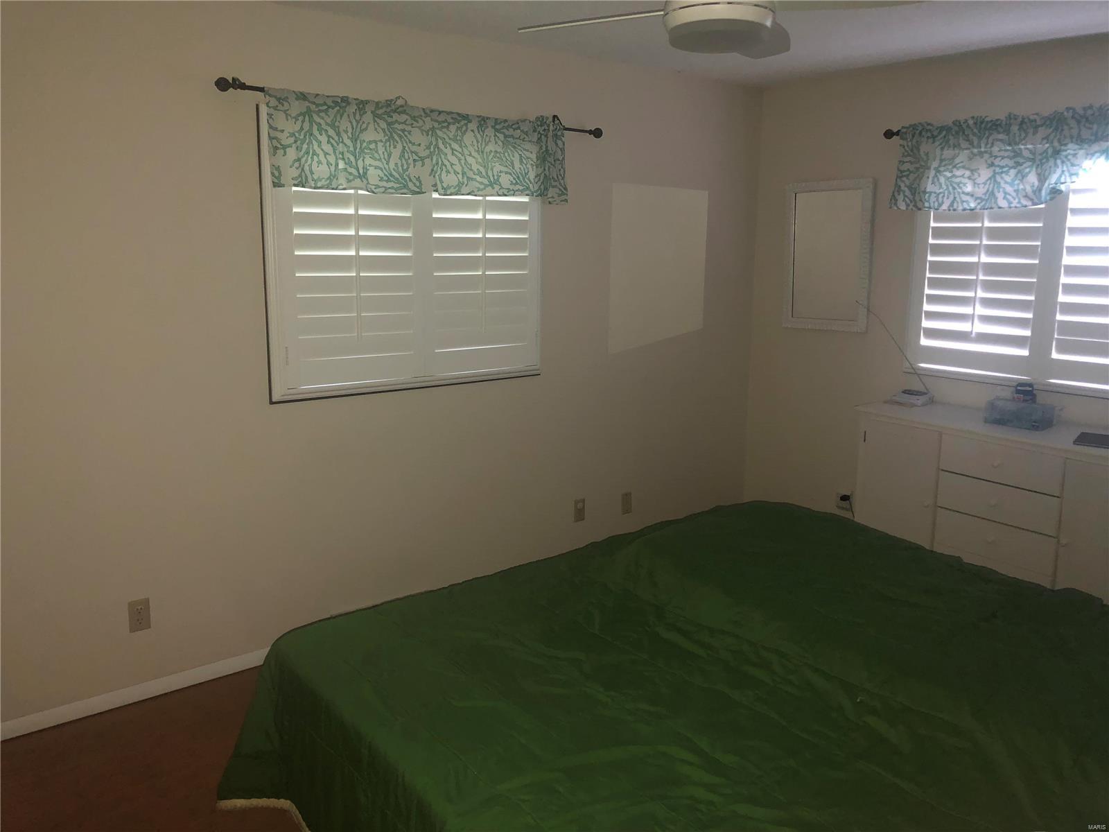 814 Kimball Road Hillsboro, IL 62049 - Photo 28 of 35 Gallery Image 28