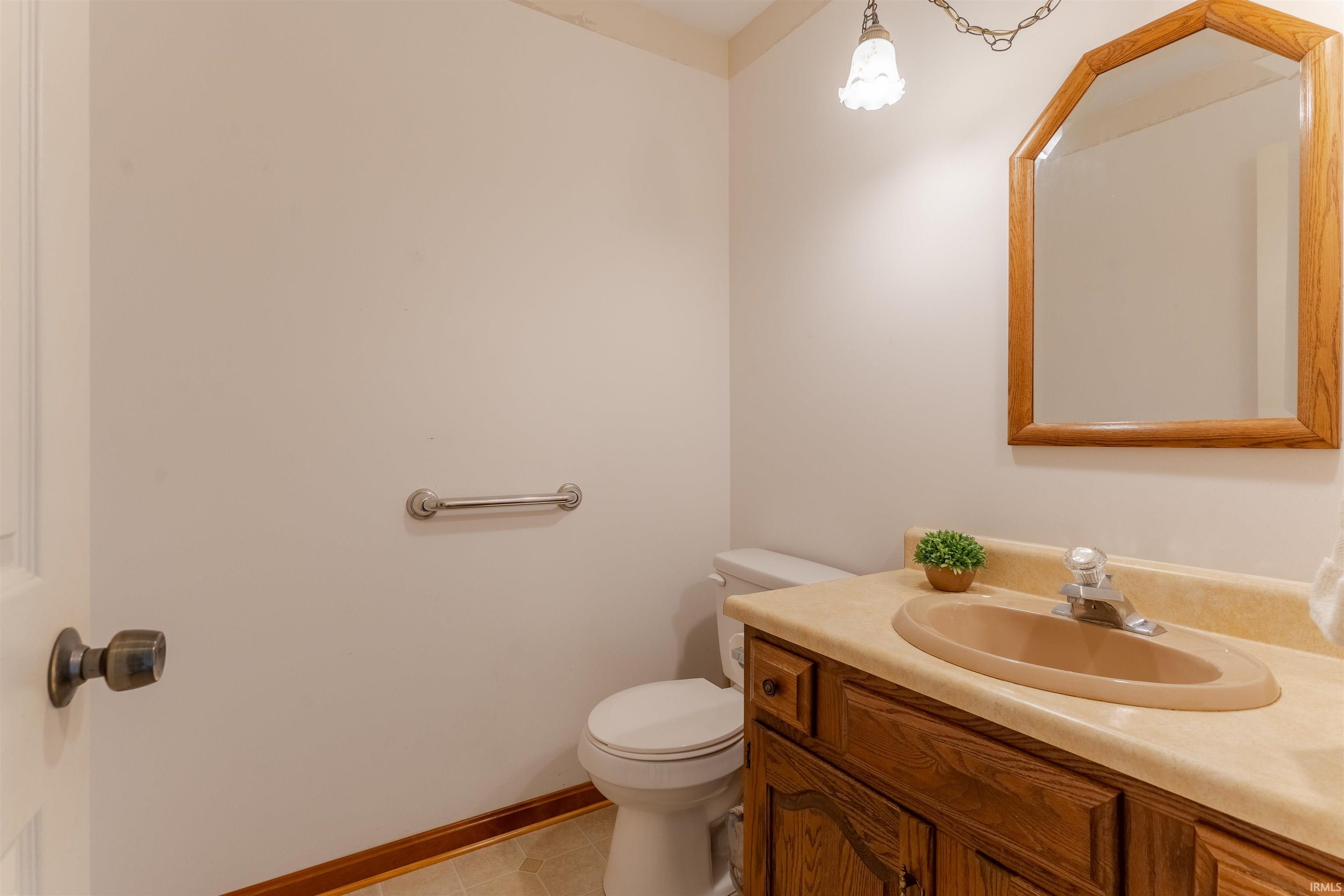 5566 Grimm Road Newburgh, IN 47630 - Photo 21 of 36 Gallery Image 21
