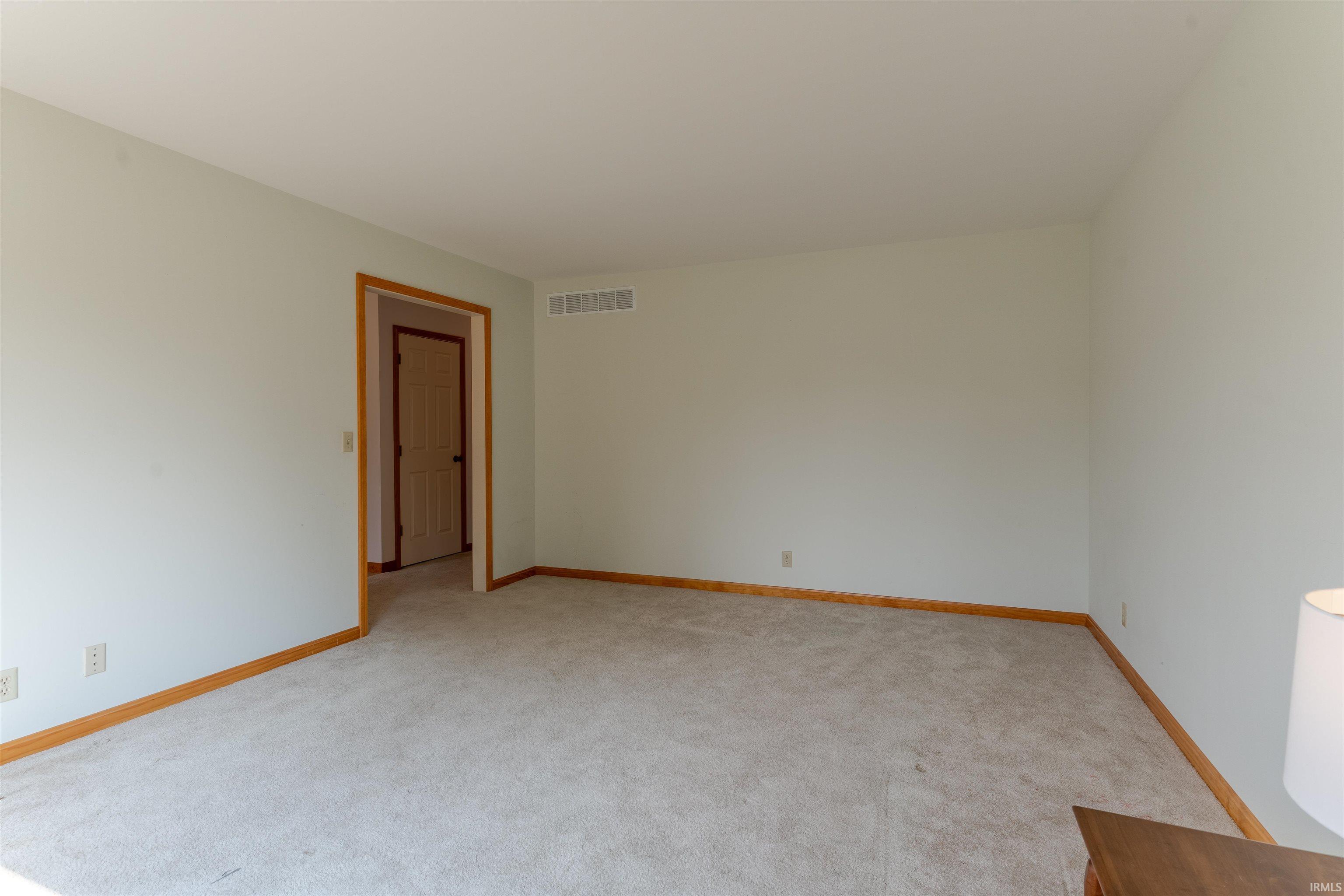 5566 Grimm Road Newburgh, IN 47630 - Photo 8 of 36 Gallery Image 8