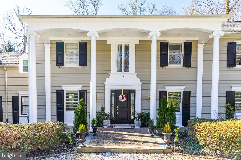 6730 Greentree Road Bethesda, MD 20817 - Photo 2 of 56