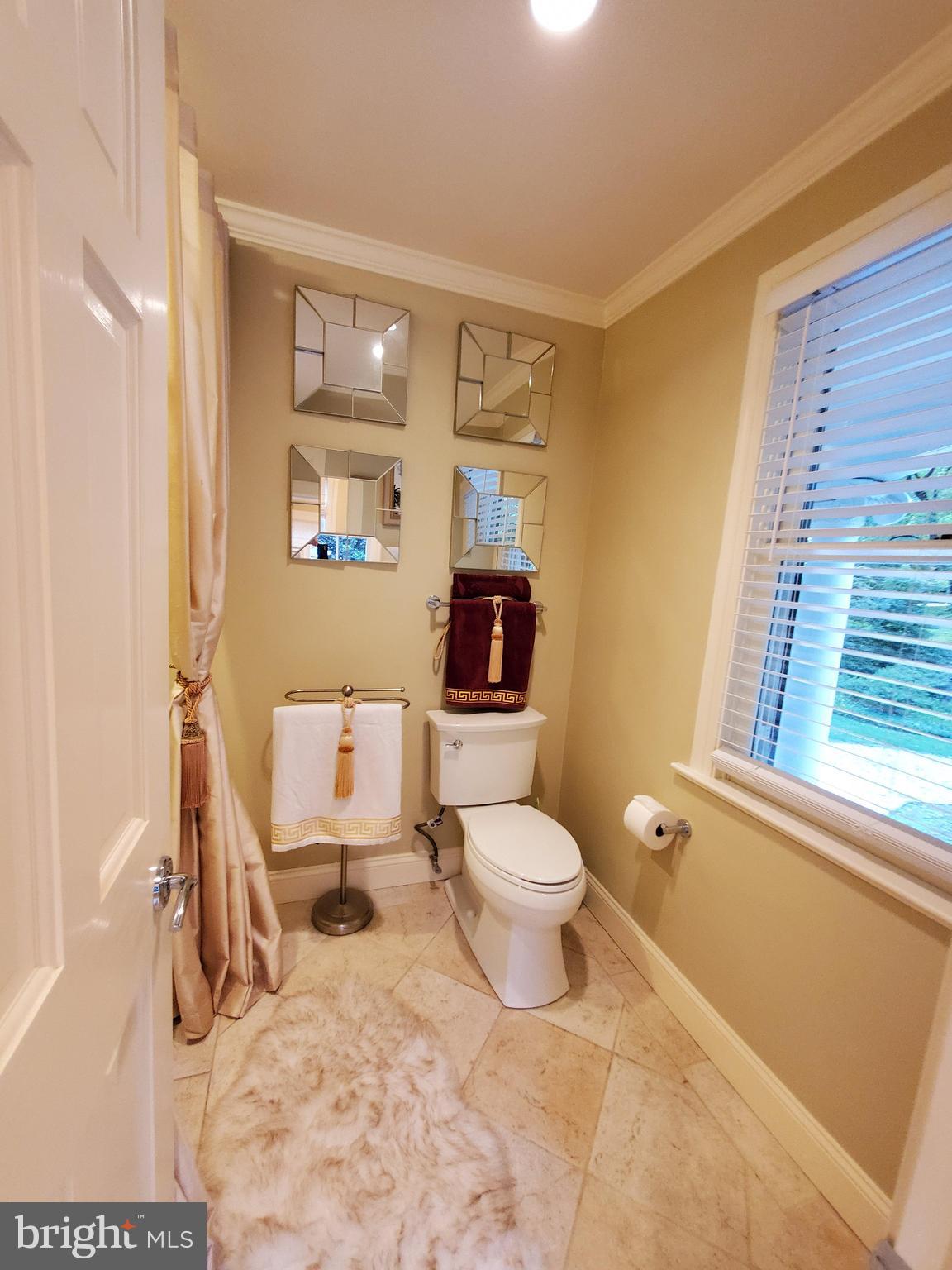 6730 Greentree Road Bethesda, MD 20817 - Photo 23 of 56