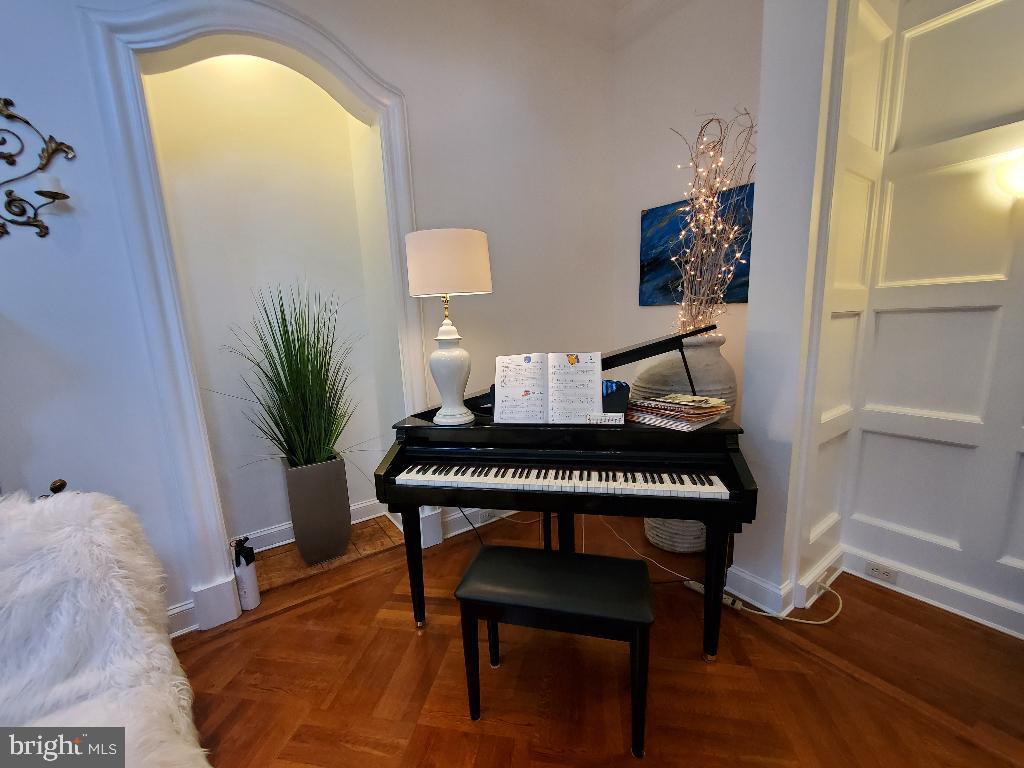 6730 Greentree Road Bethesda, MD 20817 - Photo 34 of 56