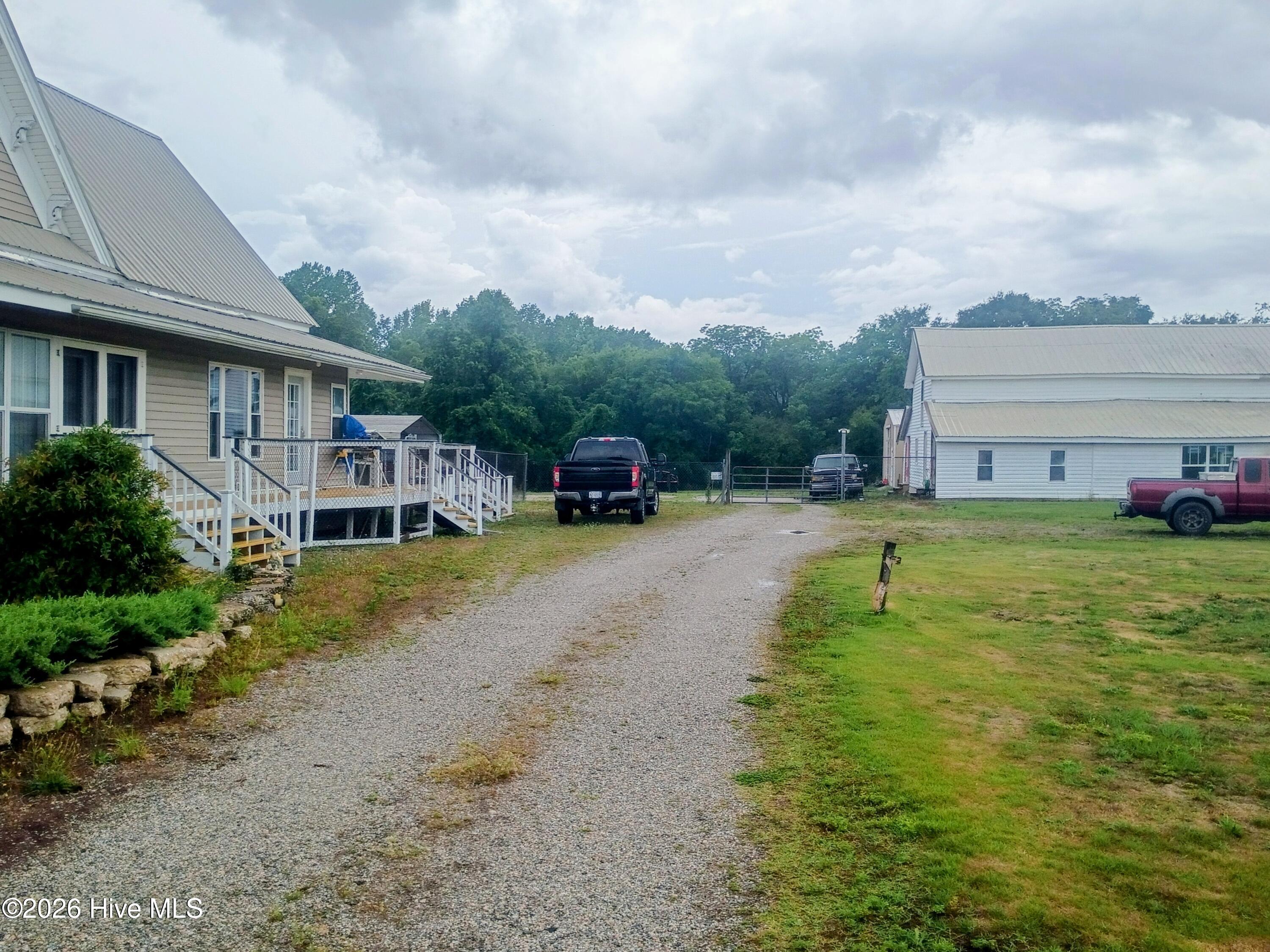 11940 Tom Gibson Road Laurinburg, NC 28352 - Photo 8 of 20