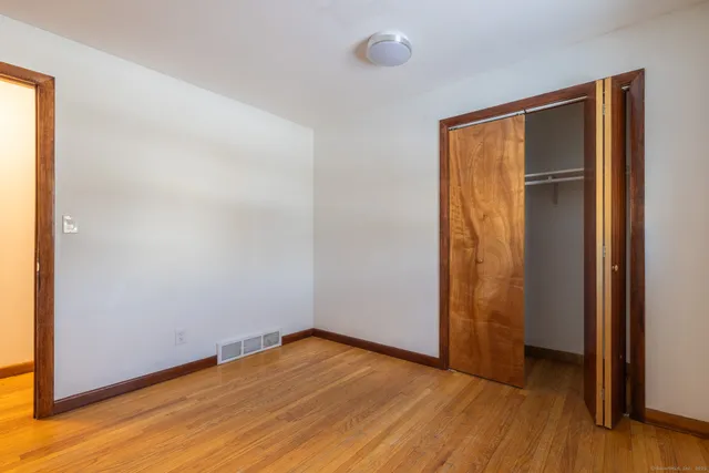 $3,600 | 3845 Old Town Road, Bridgeport, CT 06606