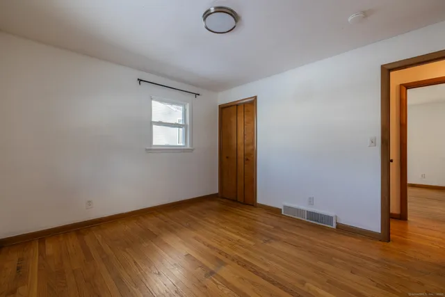 $3,600 | 3845 Old Town Road, Bridgeport, CT 06606