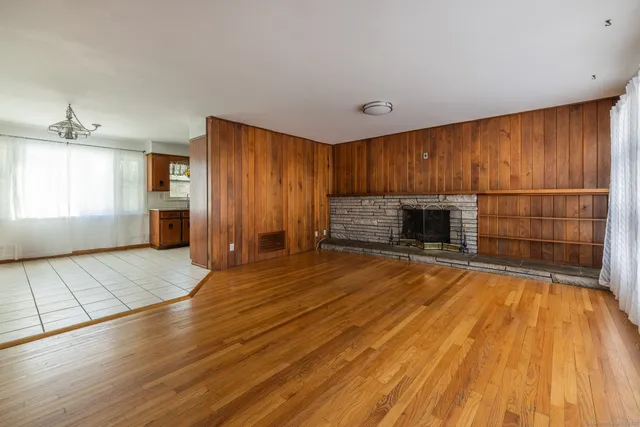 $3,600 | 3845 Old Town Road, Bridgeport, CT 06606