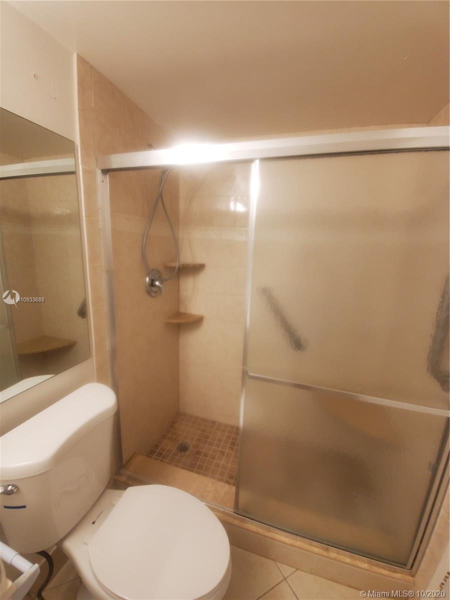 2092 Cornwall East, Unit 2092 Boca Raton, FL 33434 - Photo 8 of 21 Updated Master Bath with Shower