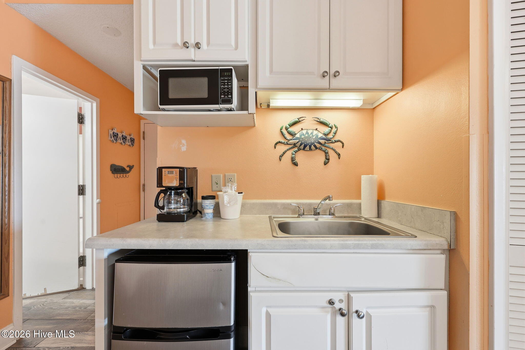 602 West Fort Macon Road, Unit 218 Atlantic Beach, NC 28512 - Photo 17 of 44 Kitchenette