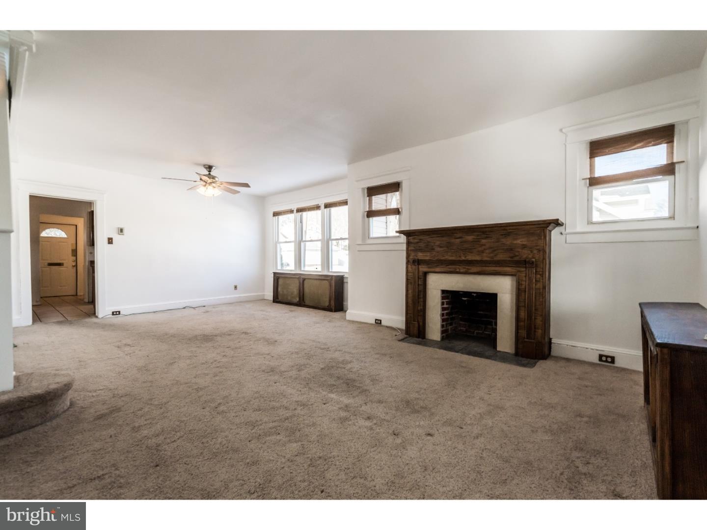300 Powell Road Springfield, PA 19064 - Photo 2 of 17 Living Room