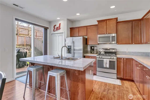 $600,000 | 17211 83rd Ave Court East, Puyallup, WA 98375