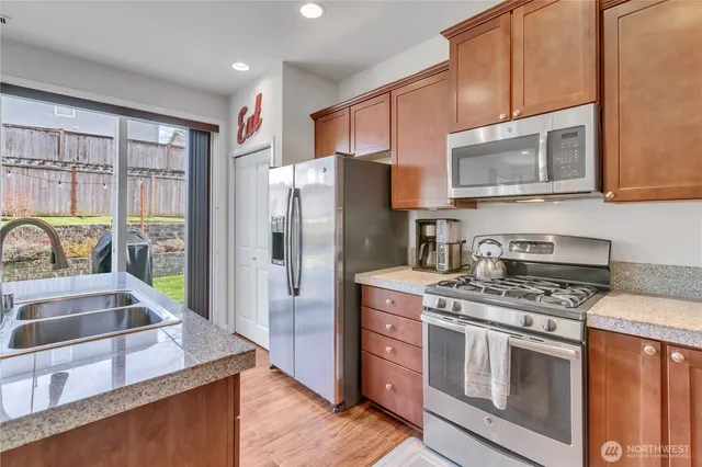 $600,000 | 17211 83rd Ave Court East, Puyallup, WA 98375