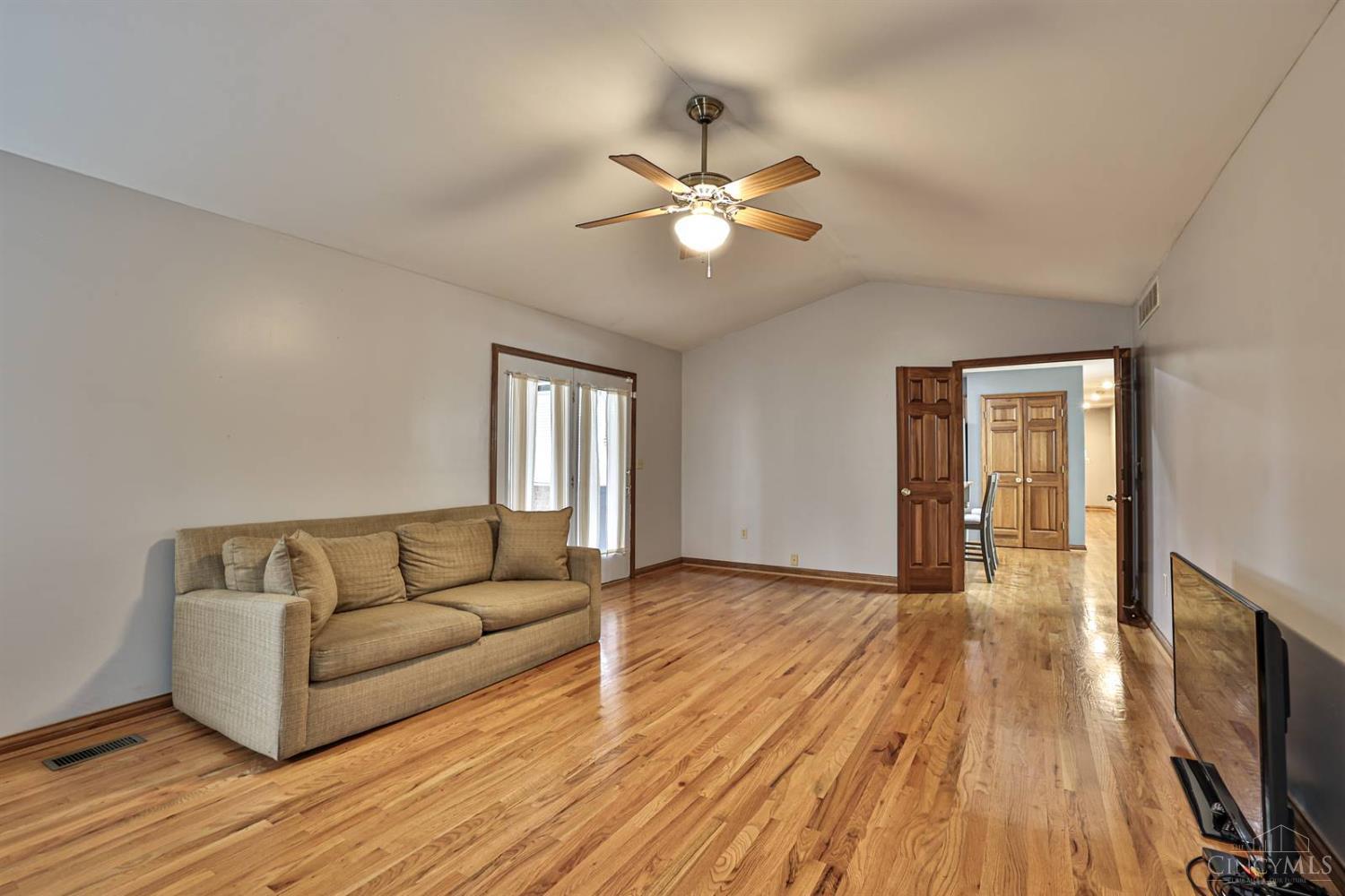 30 Stablegate Court Fairfield, OH 45014 - Photo 9 of 42