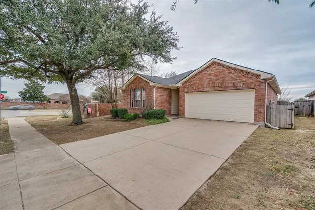 $1,995 | 5160 Senator Drive, Fort Worth, TX 76244