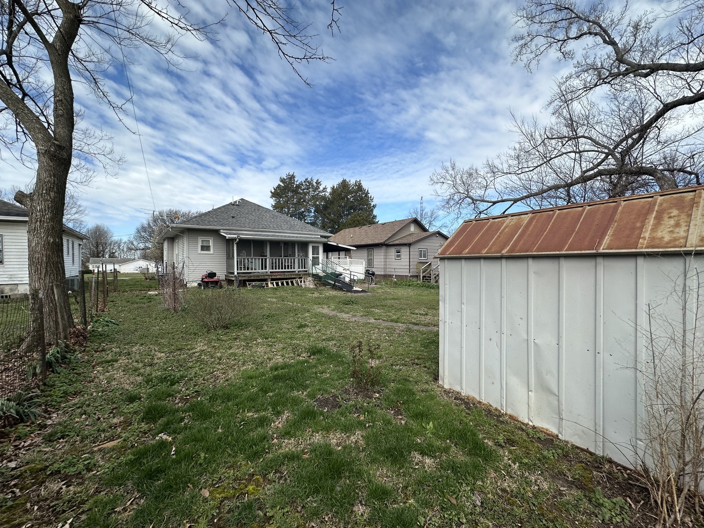 410 South Walnut Street Sesser, IL 62884 - Photo 7 of 22 a front view of a house with garden
