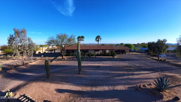 $469,000 | 23335 West Staghorn Lane, Congress, AZ 85332