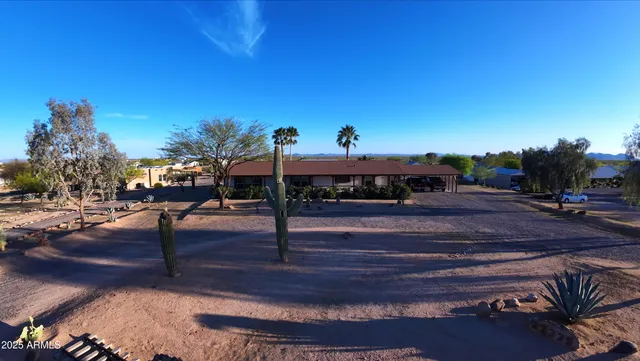 $479,000 | 23335 West Staghorn Lane, Congress, AZ 85332