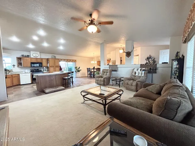 $479,000 | 23335 West Staghorn Lane, Congress, AZ 85332