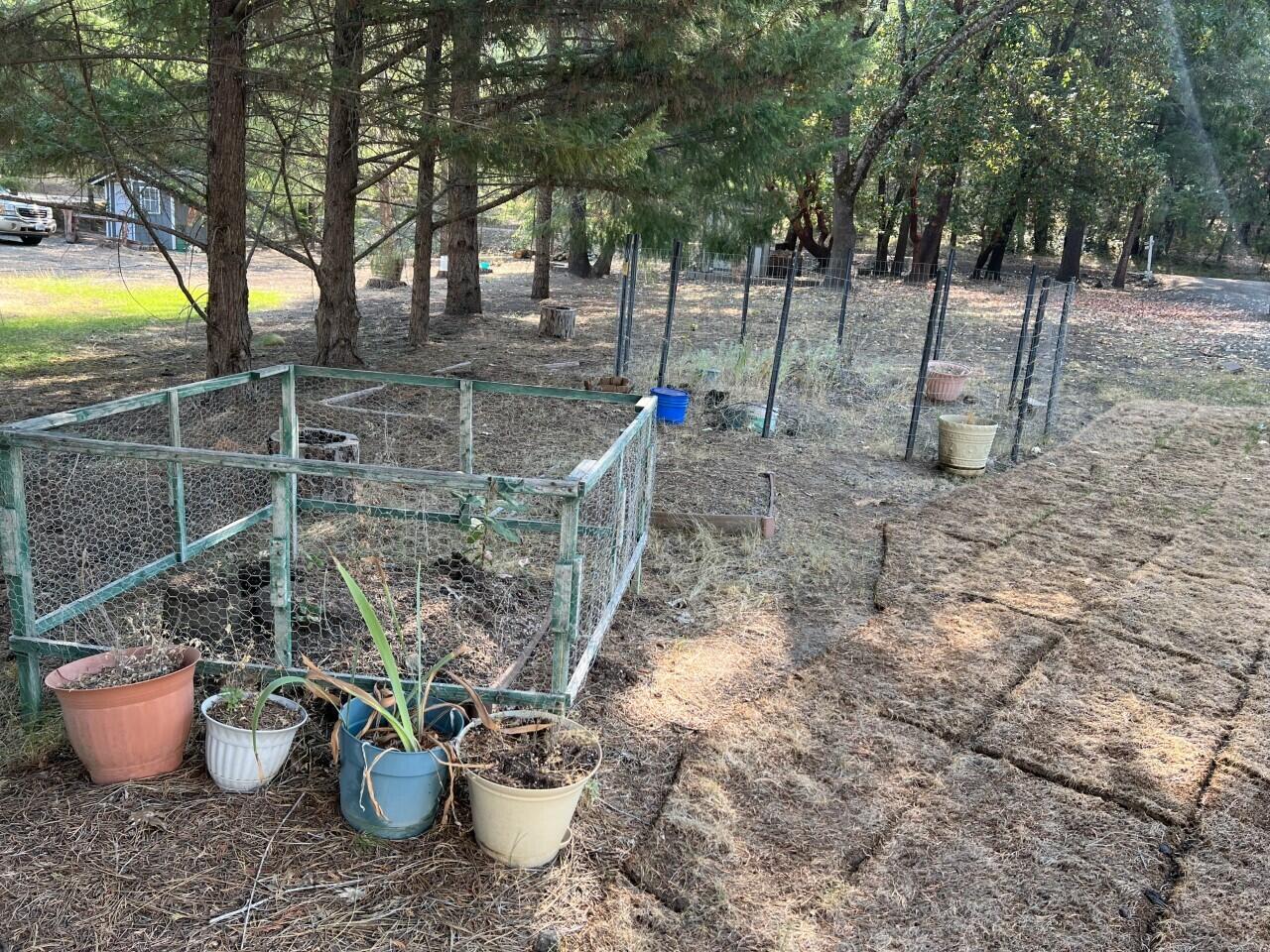 561 Old Ferry Road Shady Cove, OR 97539 - Photo 18 of 18 pic4