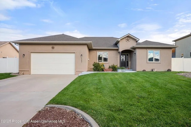 $560,000 | 427 Lodge Pole Circle, Parachute, CO 81635