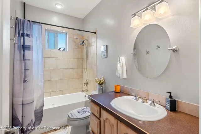 $560,000 | 427 Lodge Pole Circle, Parachute, CO 81635