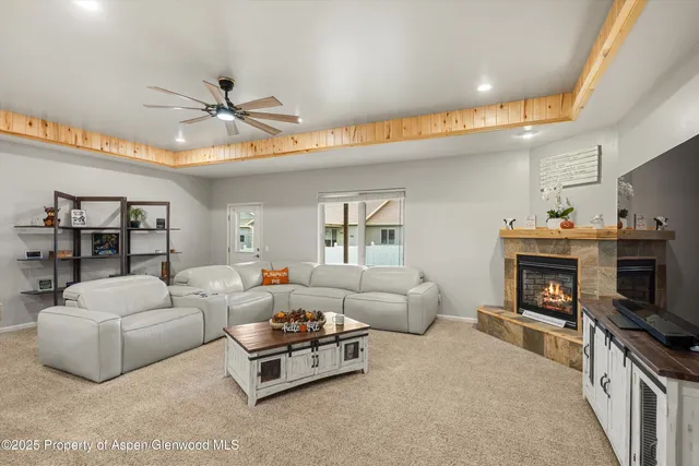 $560,000 | 427 Lodge Pole Circle, Parachute, CO 81635