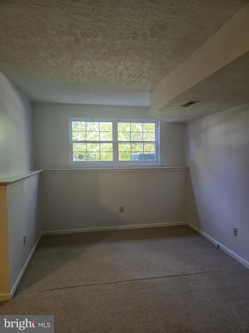 $2,400 | 240 Cayman Court, Wilmington, DE 19808