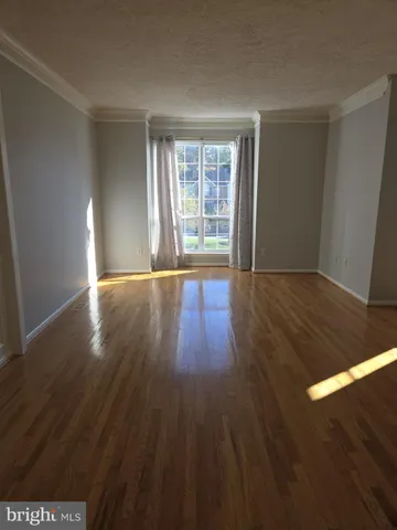 $2,400 | 240 Cayman Court, Wilmington, DE 19808