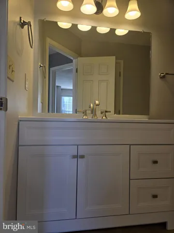 $2,400 | 240 Cayman Court, Wilmington, DE 19808