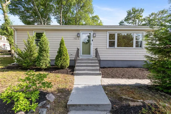 $3,650 | 5 Interlocken Road, East Providence, RI 02914
