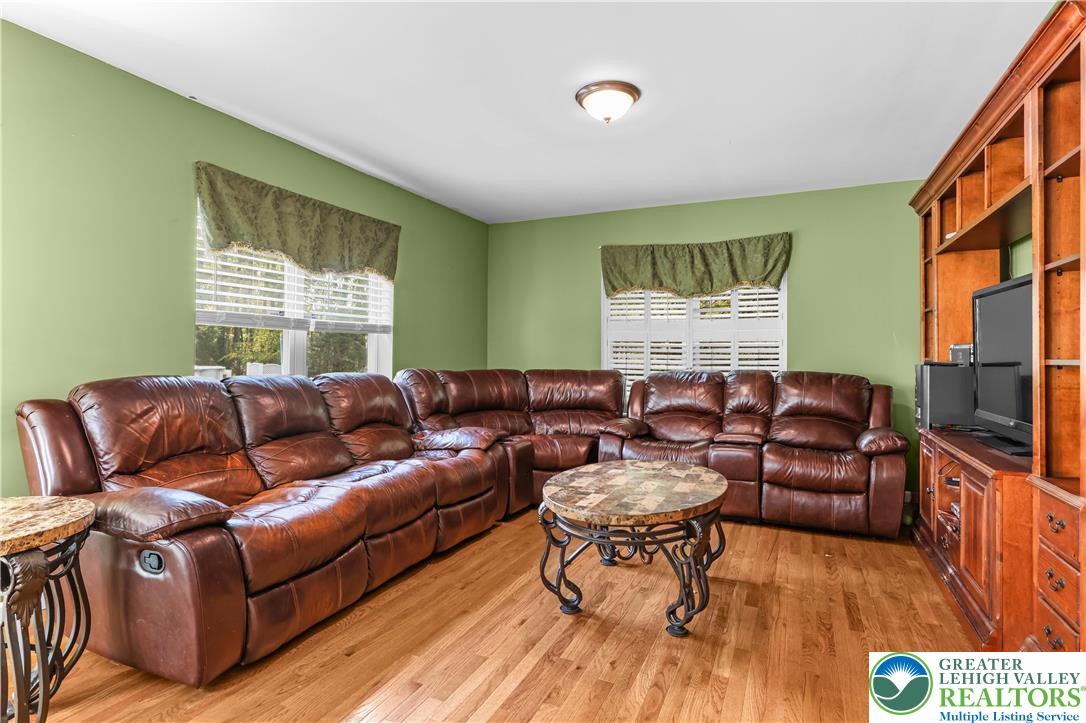 125 Stone Ridge Albrightsville, PA 18210 - Photo 10 of 43 Gallery Image 10