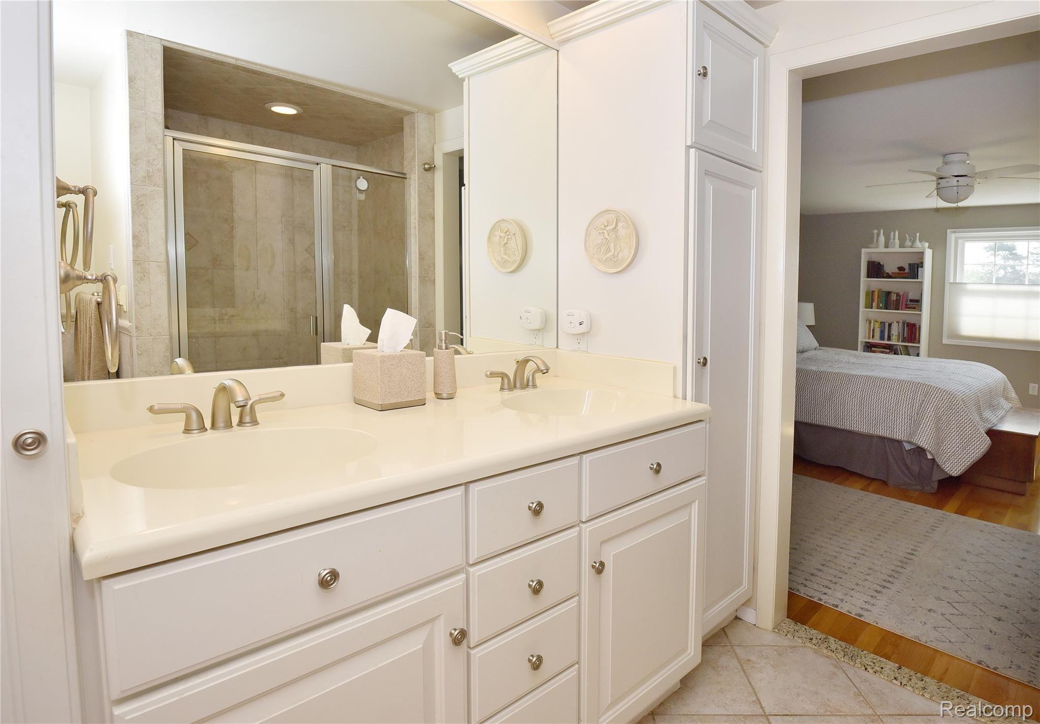2659 Rambling Way Bloomfield Hills, MI 48302 - Photo 23 of 34 2659 RamblingWay_23.JPG