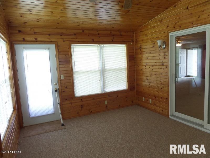 1808 Harlan Road Mount Vernon, IL 62864 - Photo 12 of 26 Gallery Image 12