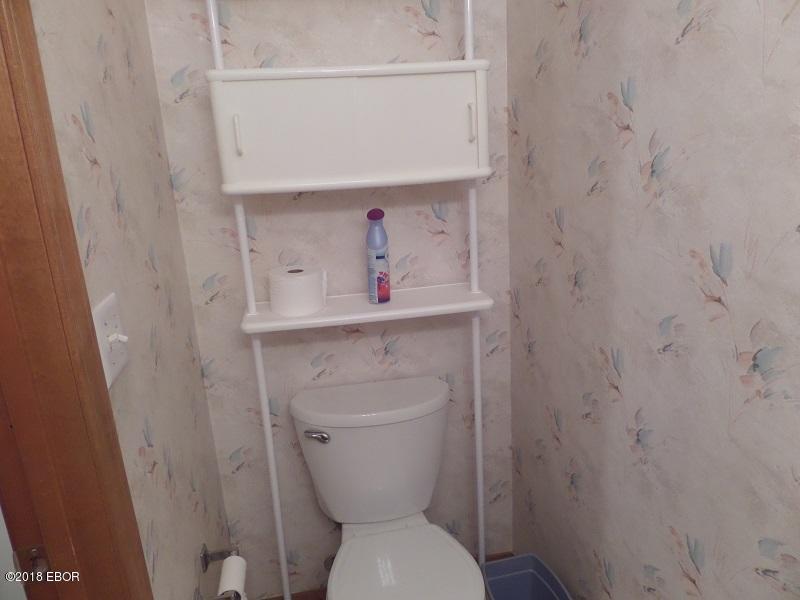 1808 Harlan Road Mount Vernon, IL 62864 - Photo 10 of 26 Gallery Image 10