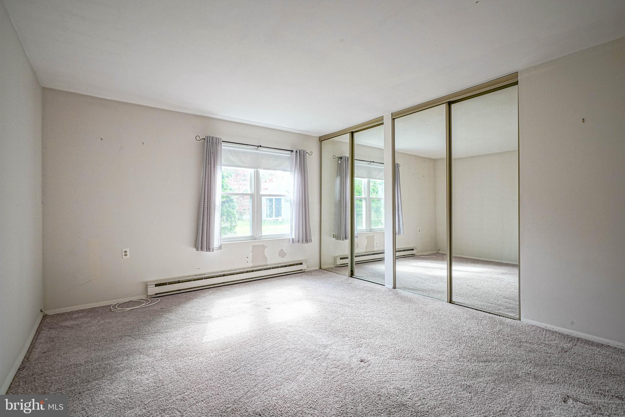 987 Westminster Drive North Southampton, NJ 08088 - Photo 23 of 33