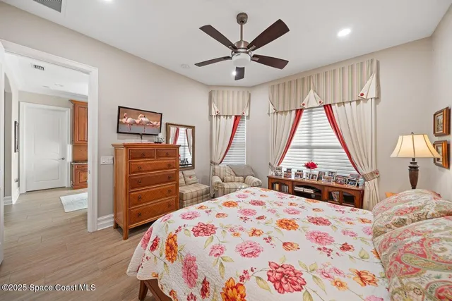 a view of a entertaining space