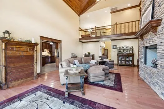 $849,999 | 90 Gauging Station Lane, Hurricane Mills, TN 37078