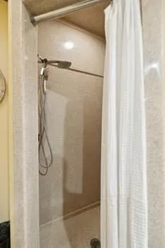 $849,999 | 90 Gauging Station Lane, Hurricane Mills, TN 37078