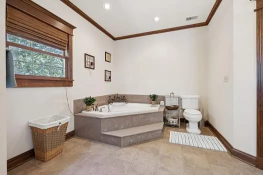 $849,999 | 90 Gauging Station Lane, Hurricane Mills, TN 37078